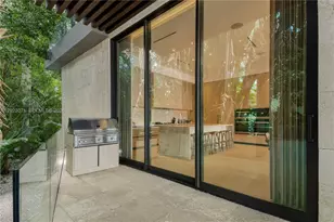 28 W Dilido Dr, Miami Beach, FL 33139 - Photo 17