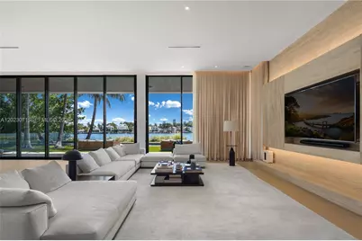 28 W Dilido Dr, Miami Beach, FL 33139 - Photo 11