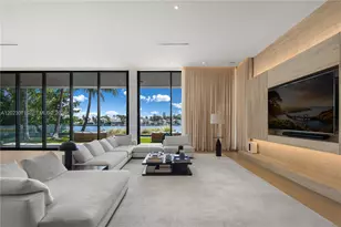 28 W Dilido Dr, Miami Beach, FL 33139 - Photo 11