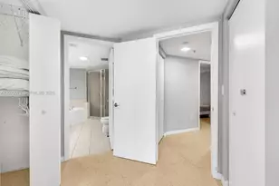 16699 Collins Ave, Sunny Isles Beach, FL 33160 - Photo 17
