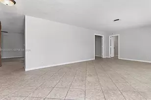 3910 NW 4th Ct, Boca Raton, FL 33431 - Photo 3