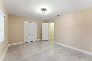 18049 SW 152nd Ave, Miami, FL 33187 - Photo 9
