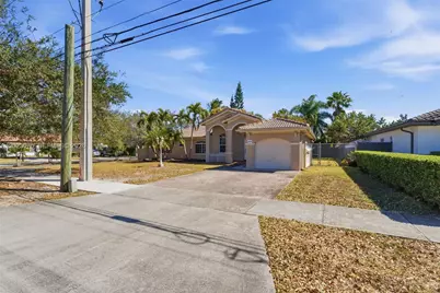 18049 SW 152nd Ave, Miami, FL 33187 - Photo 23
