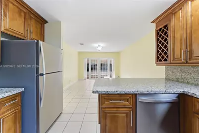 18049 SW 152nd Ave, Miami, FL 33187 - Photo 7