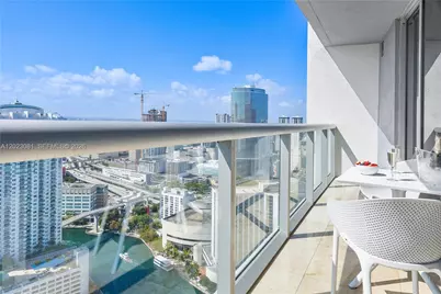485 Brickell Ave #4206, Miami, FL 33131 - Photo 5