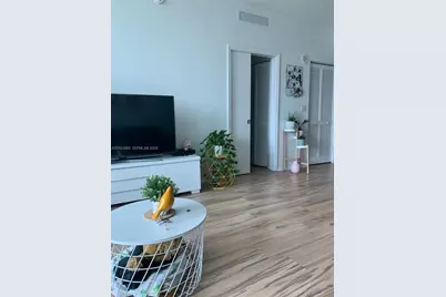 951 Brickell Ave #1503, Miami, FL 33131 - Photo 3