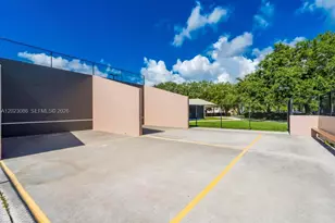 11641 NW 42nd St, Sunrise, FL 33323 - Photo 35