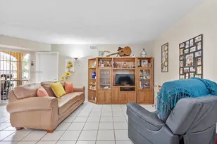 15635 SW 74th Cir Dr, Miami, FL 33193 - Photo 37