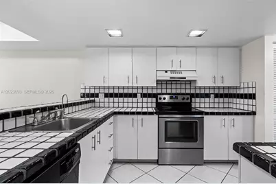 4241 SW 71st Way #4241, Davie, FL 33314 - Photo 5