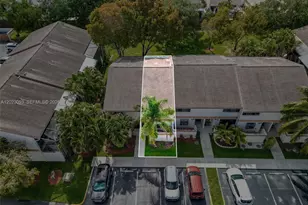 4241 SW 71st Way, Davie, FL 33314 - Photo 35
