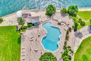 11113 Biscayne Blvd, Miami, FL 33181 - Photo 15