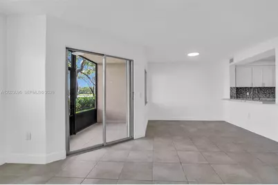 13705 SW 12th St #102B, Pembroke Pines, FL 33027 - Photo 7