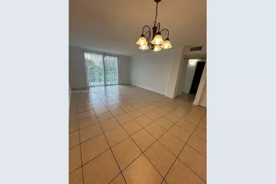 6930 Miami Gardens Dr #1-408, Hialeah, FL 33015 - Photo 3