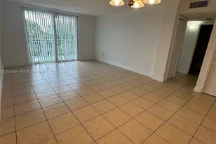 6930 Miami Gardens Dr, Hialeah, FL 33015 - Photo 3