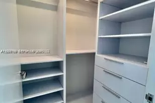 16901 Collins Ave, Sunny Isles Beach, FL 33160 - Photo 19