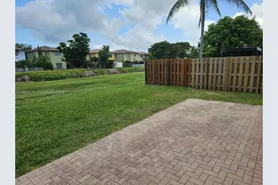 1423 NE 40th Rd #1423, Homestead, FL 33033 - Photo 17