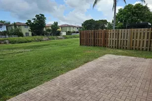1423 NE 40th Rd, Homestead, FL 33033 - Photo 17