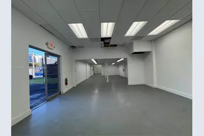 239 NW 26th St, Miami, FL 33127 - Photo 25