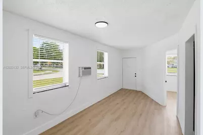 17875 SW 103rd Ave, Miami, FL 33157 - Photo 5