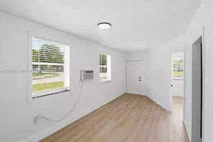 17875 SW 103rd Ave, Miami, FL 33157 - Photo 5
