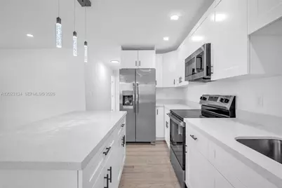 2572 NW 20th St #0, Fort Lauderdale, FL 33311 - Photo 33