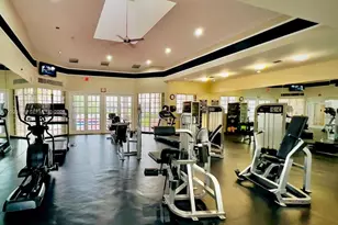 2880 N Oakland Forest Dr, Oakland Park, FL 33309 - Photo 13