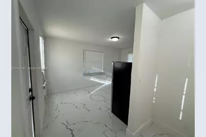 2773 NW 57th St, Miami, FL 33142 - Photo 7