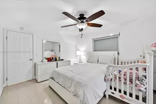 1071 W 37th St, Hialeah, FL 33012 - Photo 19