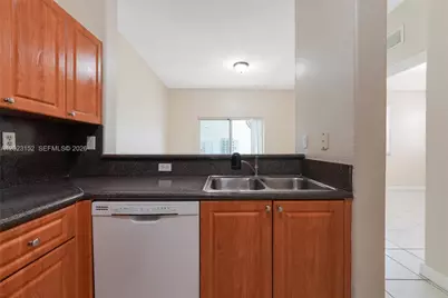 2524 SE 16th Rd #100, Homestead, FL 33035 - Photo 13