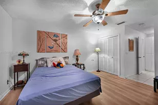330 Briarwood Cir, Hollywood, FL 33024 - Photo 13