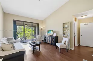 4111 Coral Tree Cir, Coconut Creek, FL 33073 - Photo 5