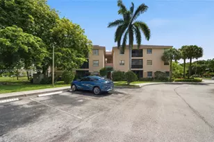 4111 Coral Tree Cir, Coconut Creek, FL 33073 - Photo 27