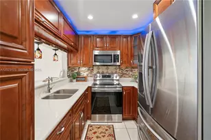 9367 SW 1st St, Plantation, FL 33324 - Photo 17