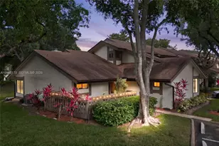 9367 SW 1st St, Plantation, FL 33324 - Photo 3