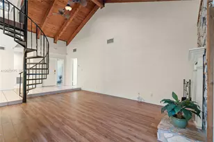 9367 SW 1st St, Plantation, FL 33324 - Photo 13