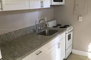 520 SW 4th St, Miami, FL 33130 - Photo 9