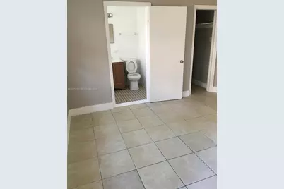 520 SW 4th St #4, Miami, FL 33130 - Photo 3