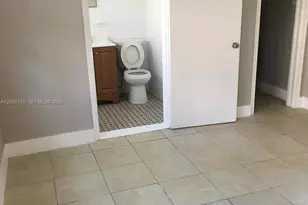 520 SW 4th St, Miami, FL 33130 - Photo 3