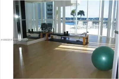 6301 Collins Ave #1206, Miami Beach, FL 33141 - Photo 11