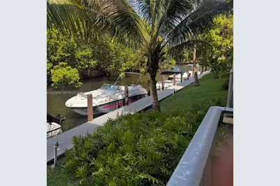 1860 Venice Park Dr #107, North Miami, FL 33181 - Photo 7