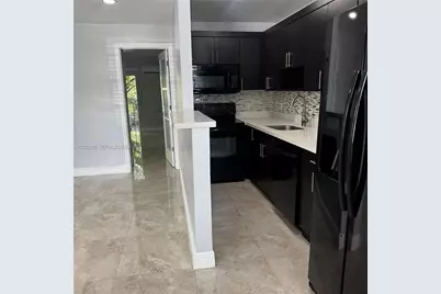 1860 Venice Park Dr #107, North Miami, FL 33181 - Photo 9