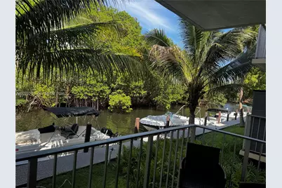 1860 Venice Park Dr #107, North Miami, FL 33181 - Photo 23