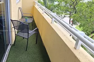 2775 NE 187th St, Aventura, FL 33180 - Photo 21