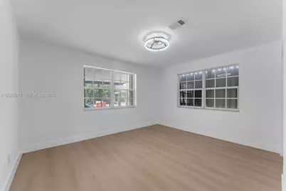7150 SW 10th St, Pembroke Pines, FL 33023 - Photo 19
