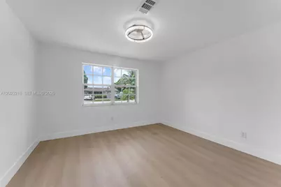 7150 SW 10th St, Pembroke Pines, FL 33023 - Photo 15