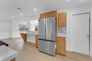 7150 SW 10th St, Pembroke Pines, FL 33023 - Photo 13