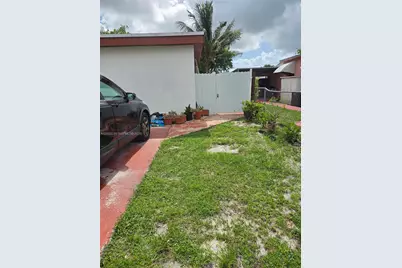 12535 W Randall Park, Miami, FL 33167 - Photo 9