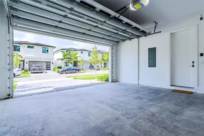 1427 SW 23rd St, Fort Lauderdale, FL 33315 - Photo 77