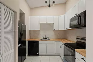 3633 NW 99th Terrace, Sunrise, FL 33351 - Photo 5