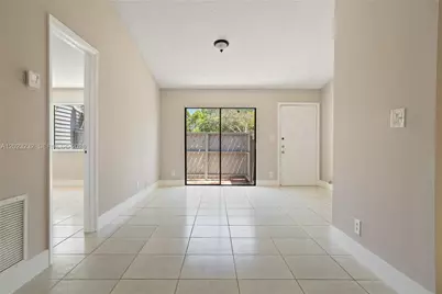 3633 NW 99th Ter #7B, Sunrise, FL 33351 - Photo 5